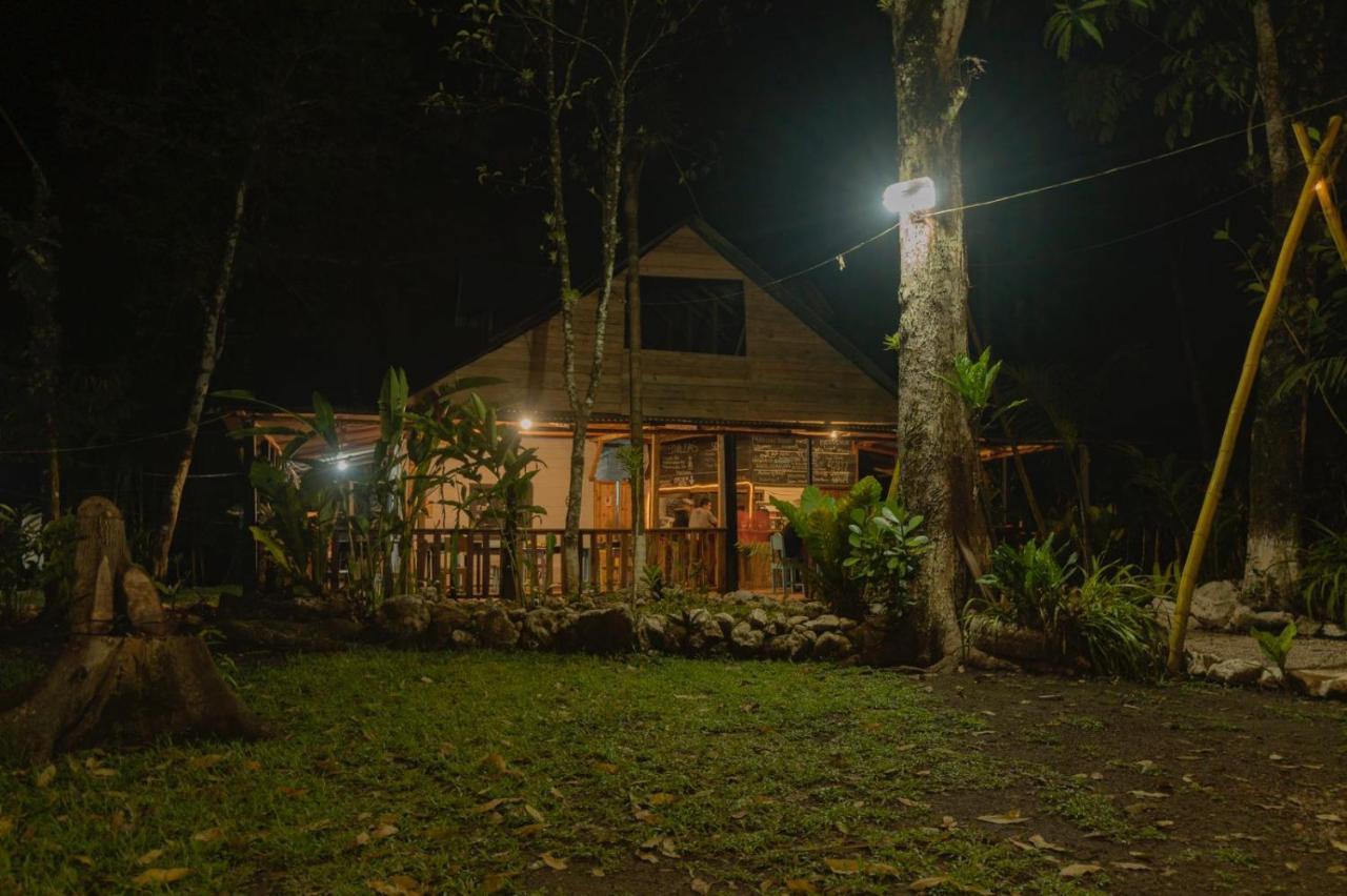 Hostal el Nawal Lanquín Exterior foto